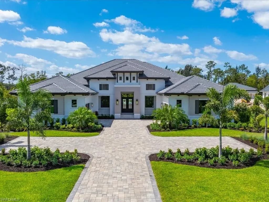 Coastal Contemporary on 2.5 Acres in Naples' Livingston Woods