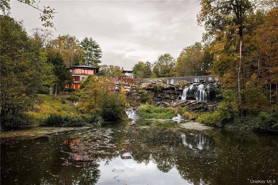 The Waterfall House — A Steve Mensch Estate on 21 Acres in Rhinebeck