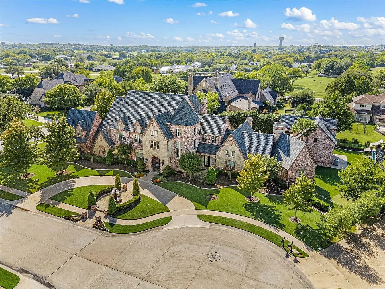 Home of Former Cowboys Player DeMarcus Ware Hits The Market