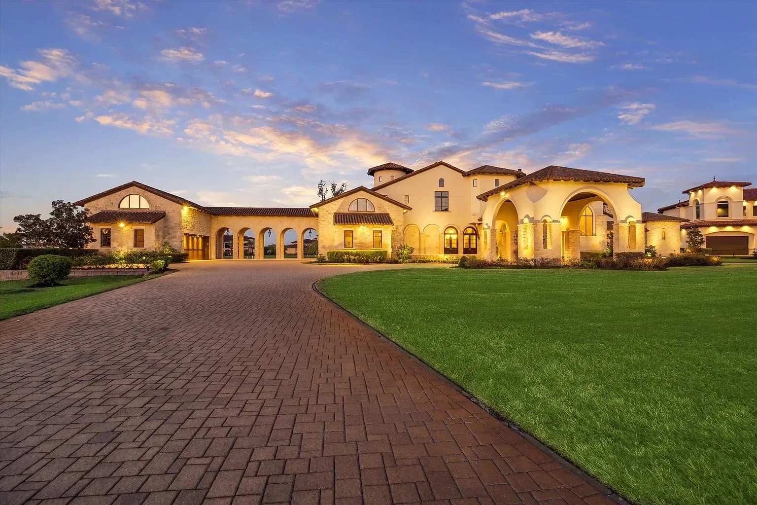 Richmond Waterfront Estate in Sovereign Shores Built to Entertain