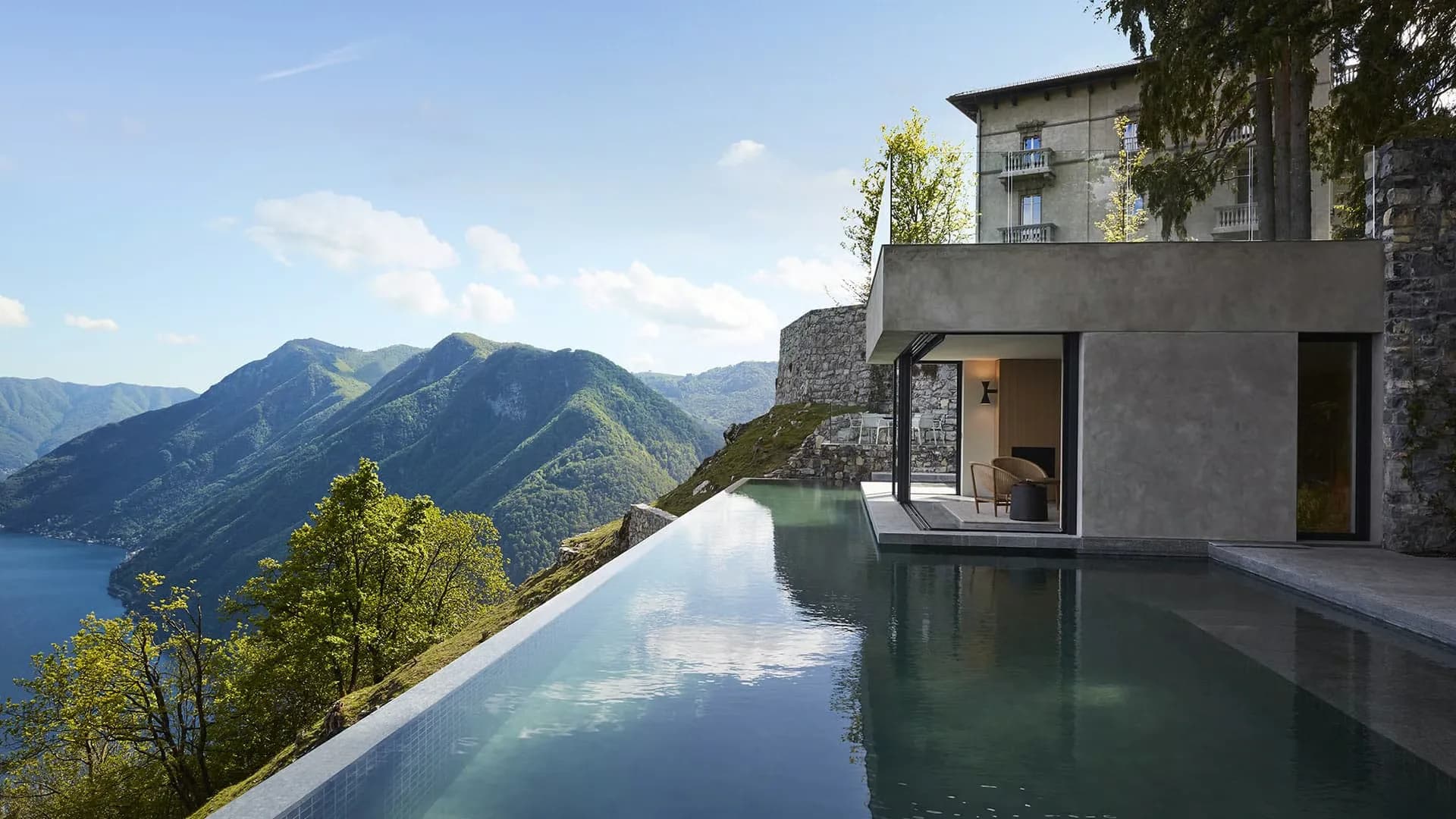 Villa Piedra: 1909 Watchtower Estate Above Lake Como