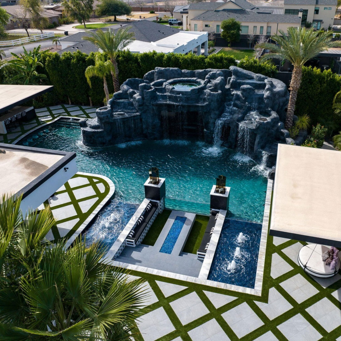 Arizona estate with everything